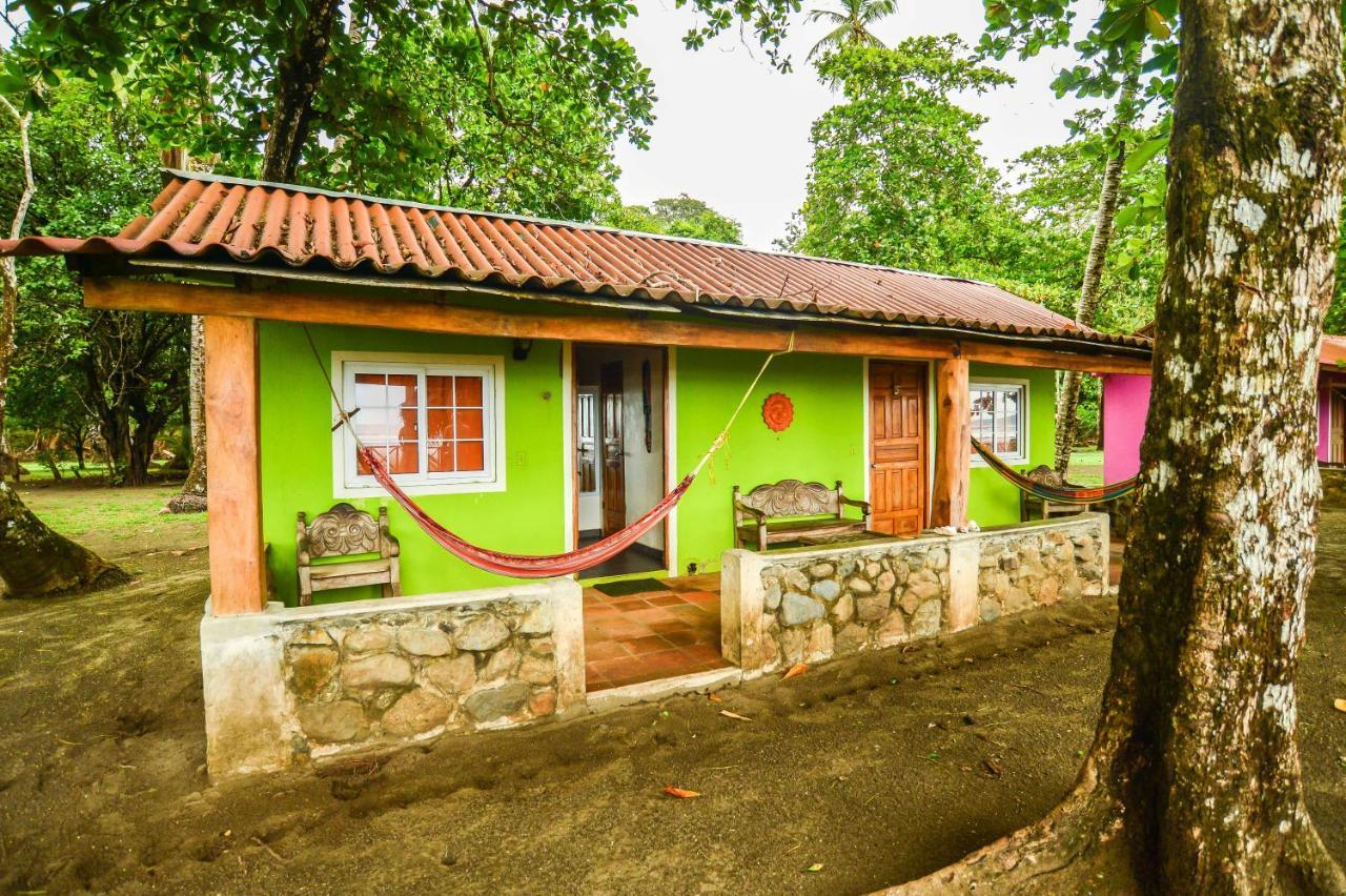 Hotel Oasis & Surf Camp Santa Catalina Eksteriør billede