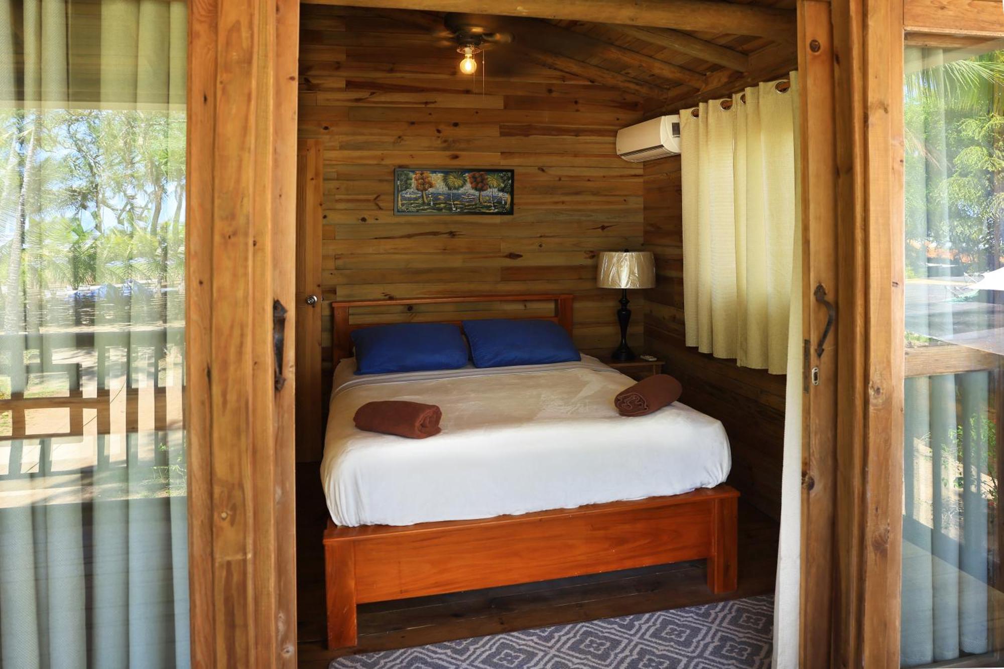 Hotel Oasis & Surf Camp Santa Catalina Eksteriør billede