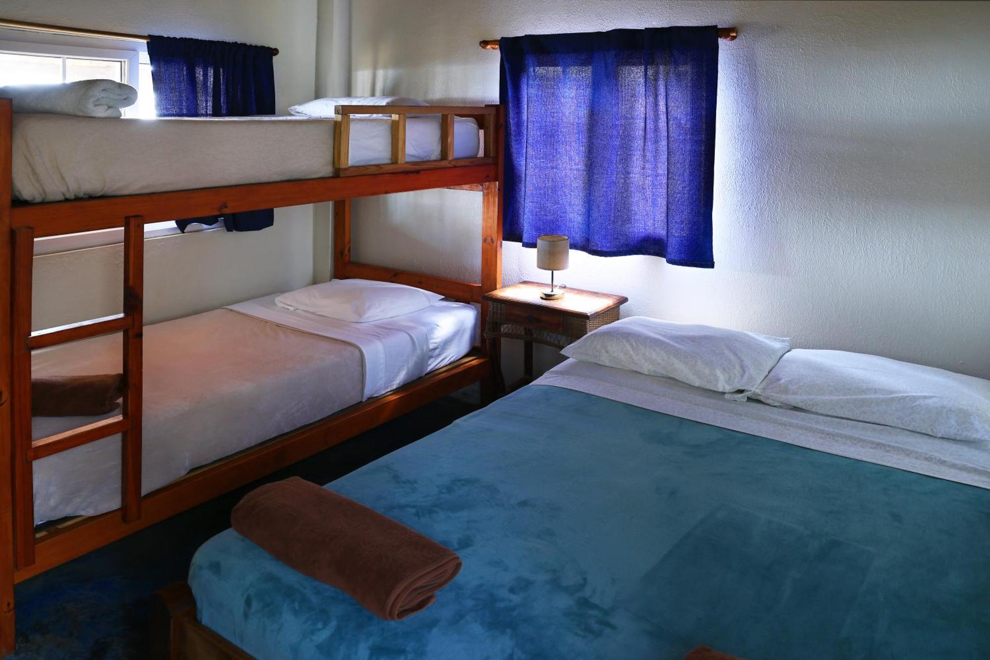 Hotel Oasis & Surf Camp Santa Catalina Eksteriør billede