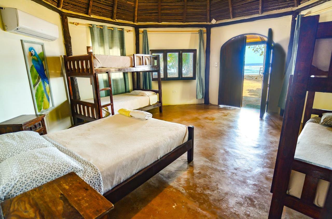 Hotel Oasis & Surf Camp Santa Catalina Eksteriør billede